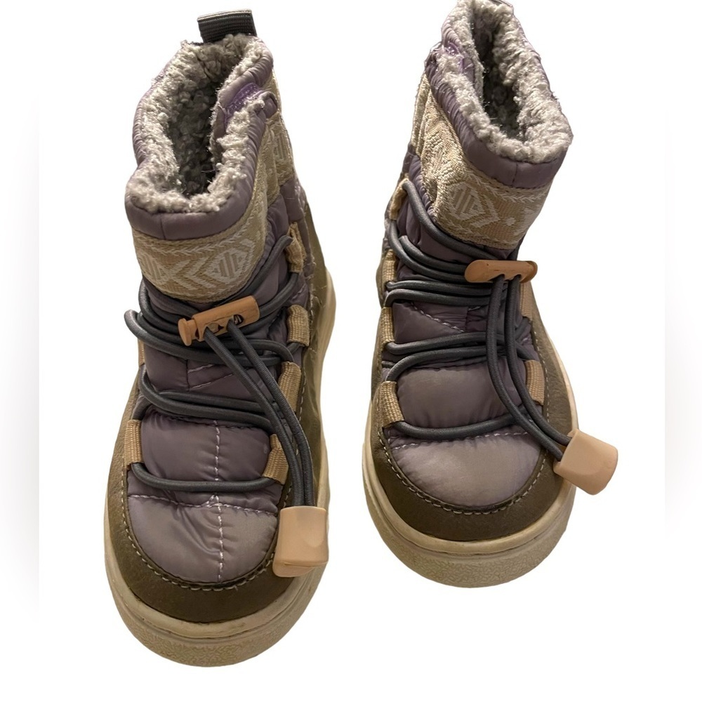 Tom’s Velcro gray purple snow boots size 6